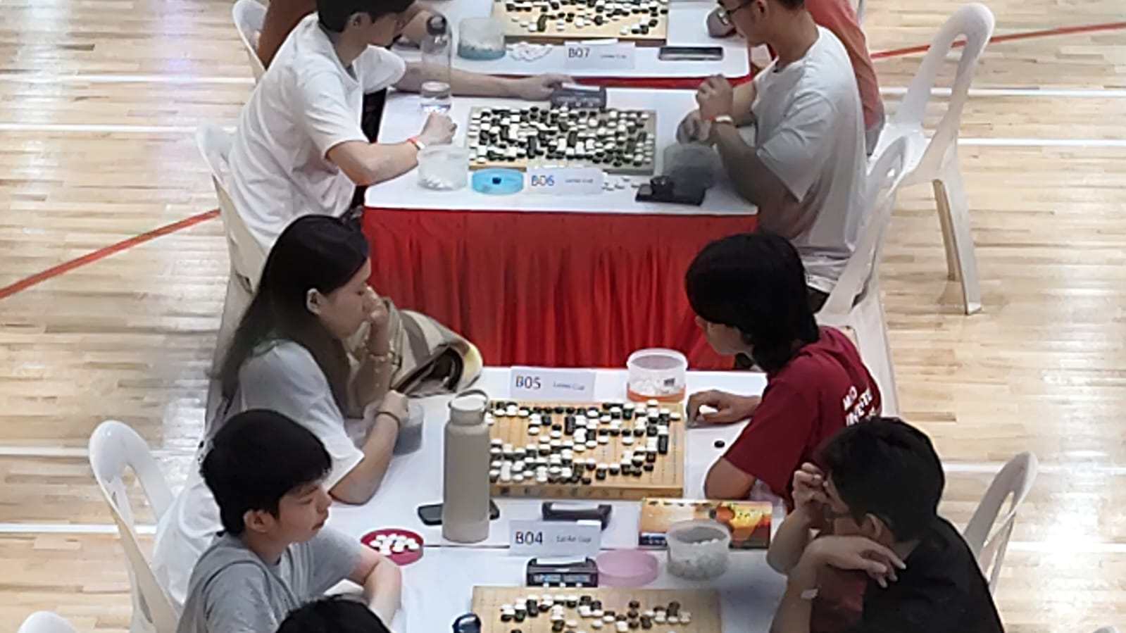 Singapore Polytechnic students playing Weiqi in a tournament.